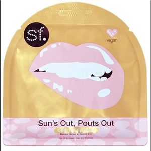 Set of 4 gold foil lip mask